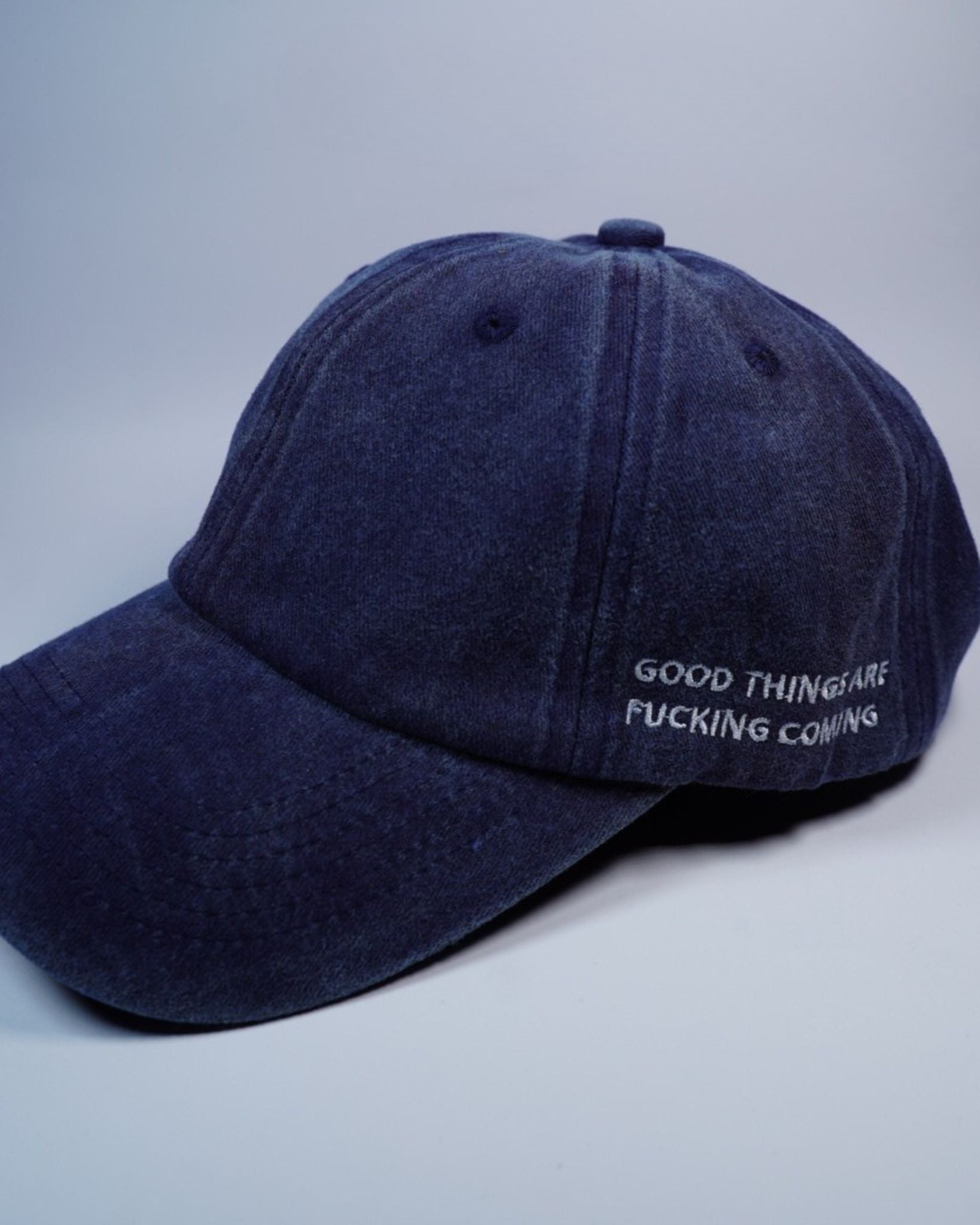 GORRA GOOD THINGS ARE F*CKING COMING
